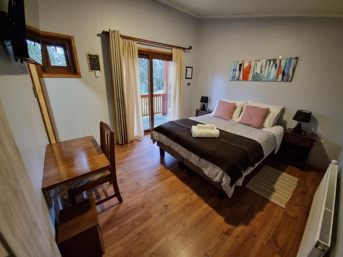 Hostel Torobayo Вальдівія Екстер'єр фото